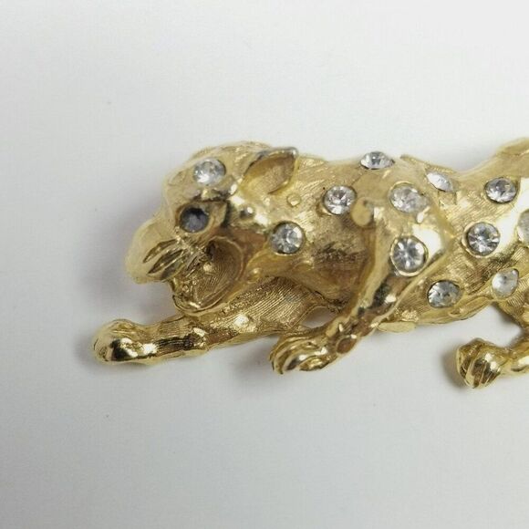 Vintage Big Cat Brooch Gold Tone Rhinestone On the Prowl Lapel Pin Missing Stone - Picture 3 of 7